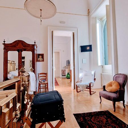 Palazzo De Giorgi B&B Lecce Eksteriør billede